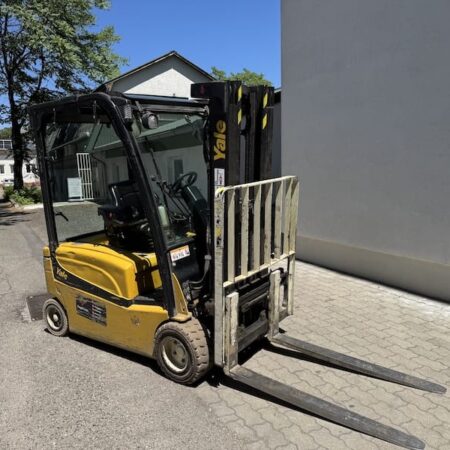 yale-erp20vf-lwb-elektromos-hasznalt-targonca-pe204603