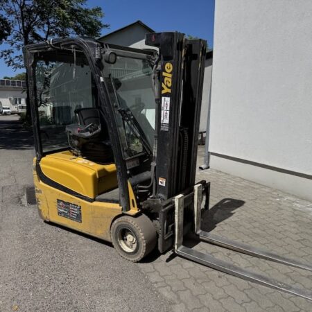 yale-erp20vt-mwb-elektromos-hasznalt-targonca-pe204601