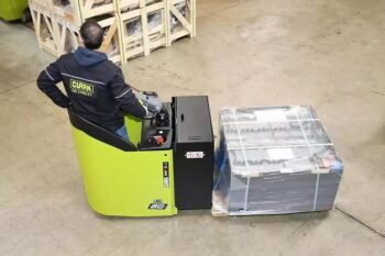 clark ppfxs20 raklapemelő dolgozik