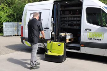 clark-ws12-raklapemelo-2