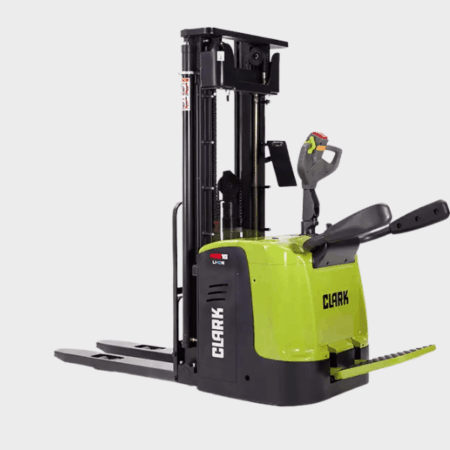 clark-rse16-raklapemelo