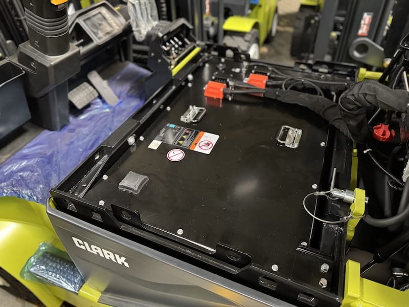 elektromos-clark-targonca